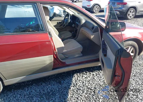 2002 Subaru Outback z USA, uszkodzony, nr VIN 4S3BH665X27656143